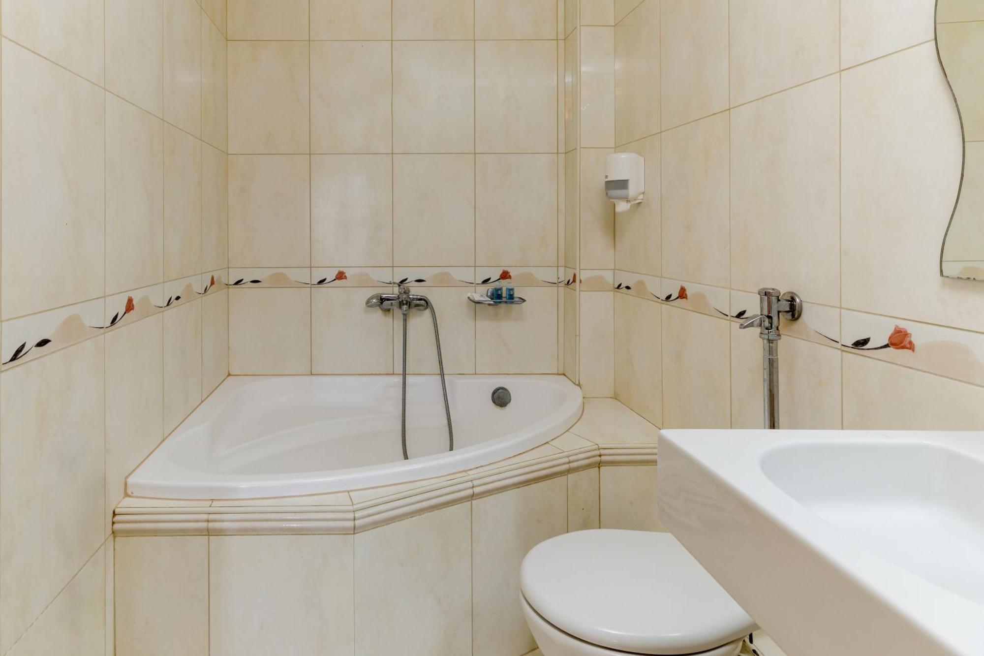 نيوي بوروي Agyra Seaview Hotel By Panel Hospitality الغرفة الصورة