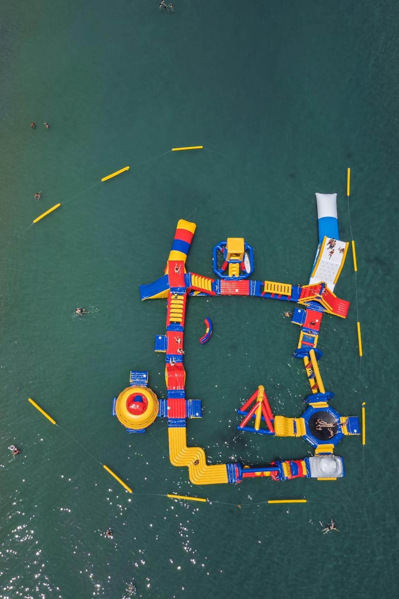 نيوي بوروي Agyra Seaview Hotel By Panel Hospitality المظهر الخارجي الصورة