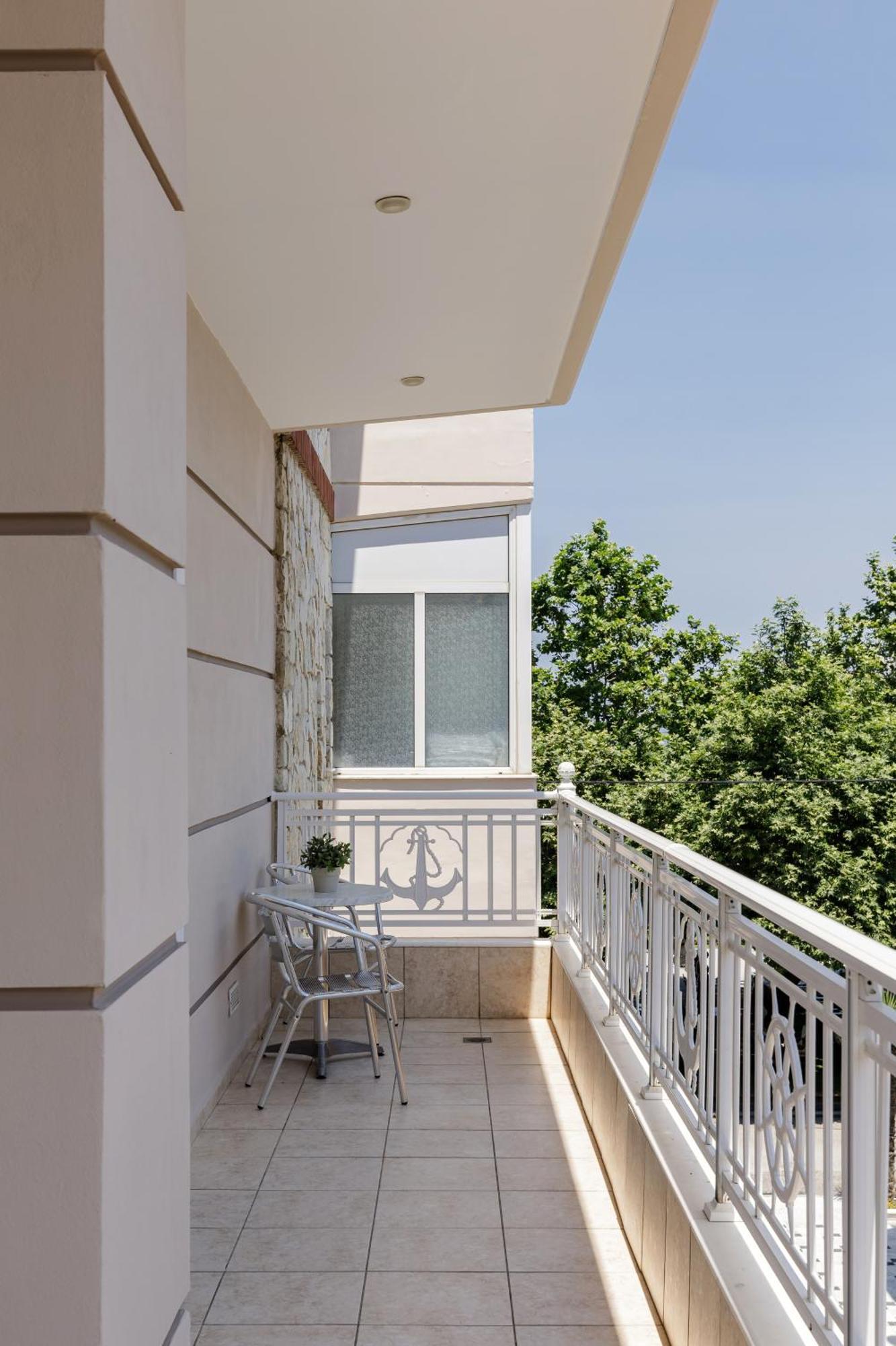 نيوي بوروي Agyra Seaview Hotel By Panel Hospitality الغرفة الصورة