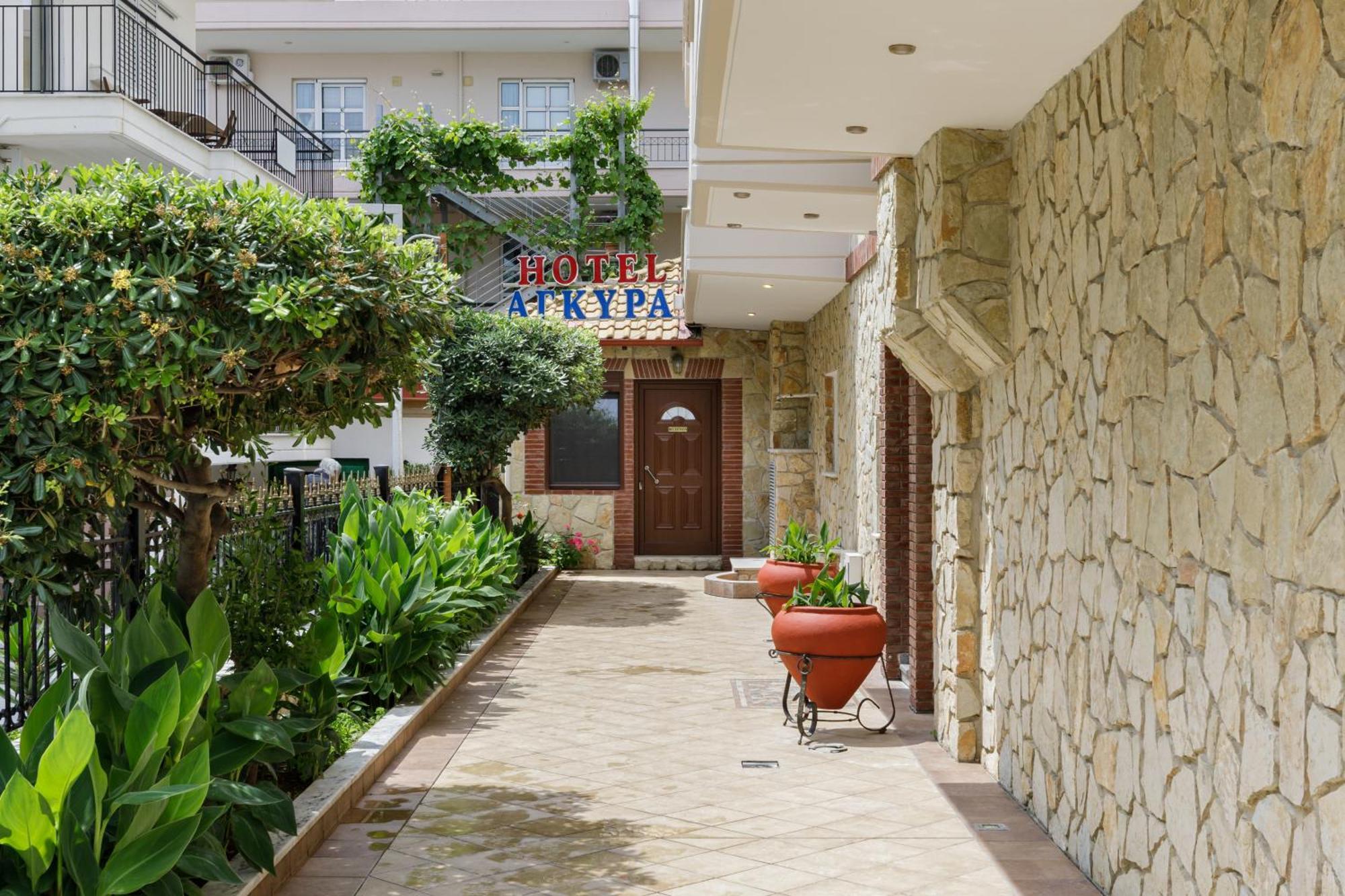 نيوي بوروي Agyra Seaview Hotel By Panel Hospitality المظهر الخارجي الصورة